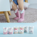 2020 Herbst Frühling Baumwolle Neugeborene Kinder Lange Röhrchen Socken Weiche Süßigkeiten gefärbt festen Baby -Baby -Strumpf